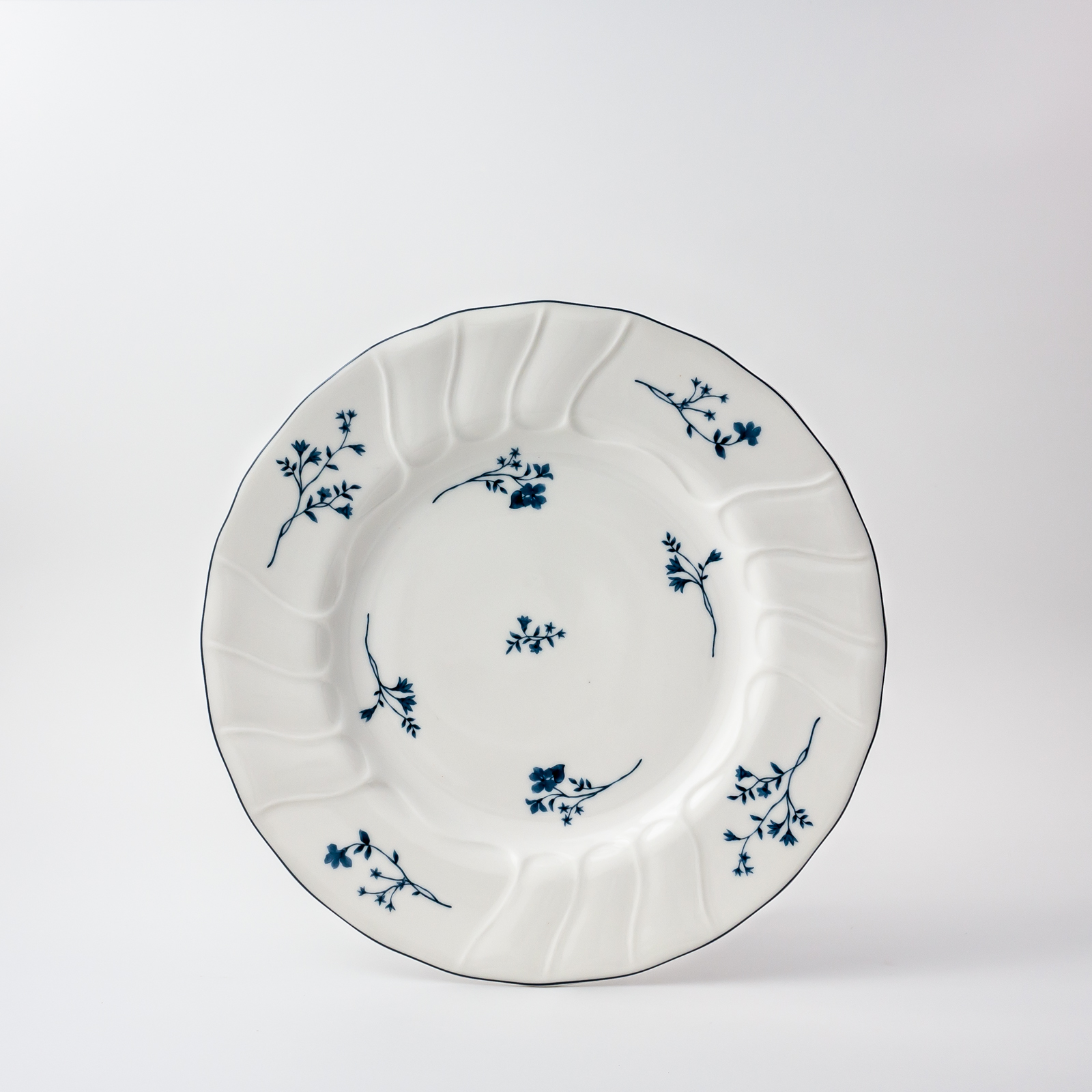 Round plate 26cm – Luxembourg – Blue Flowers