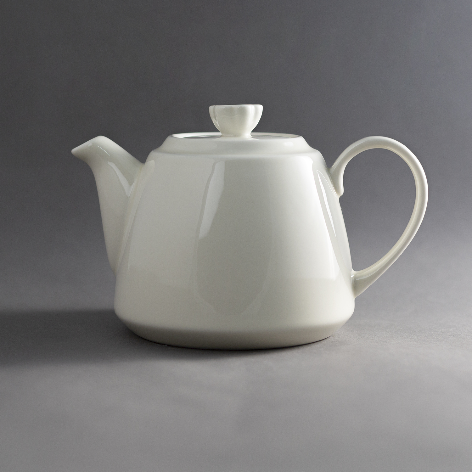 TEA POT