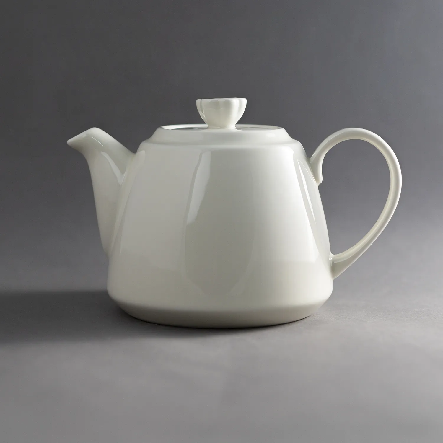 TEA POT