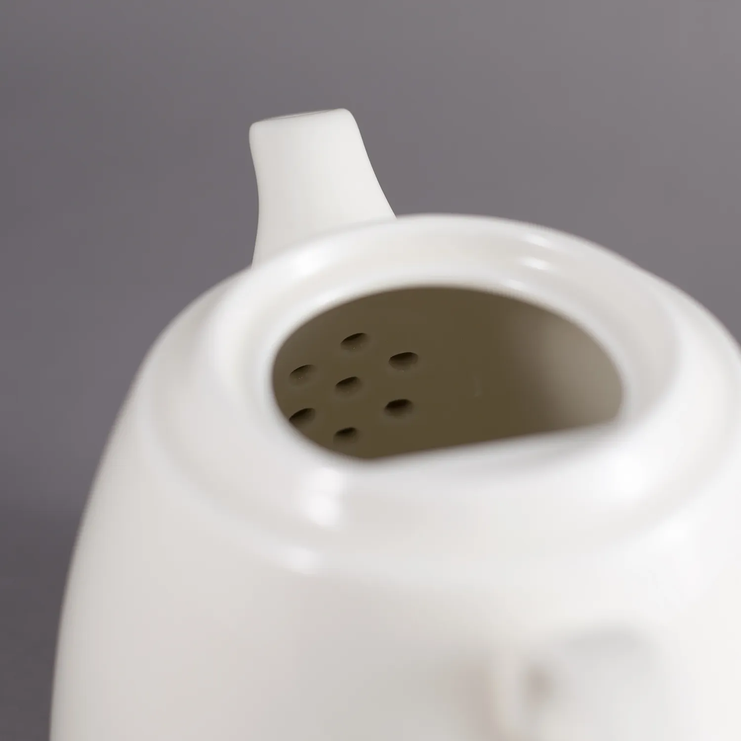 TEA POT