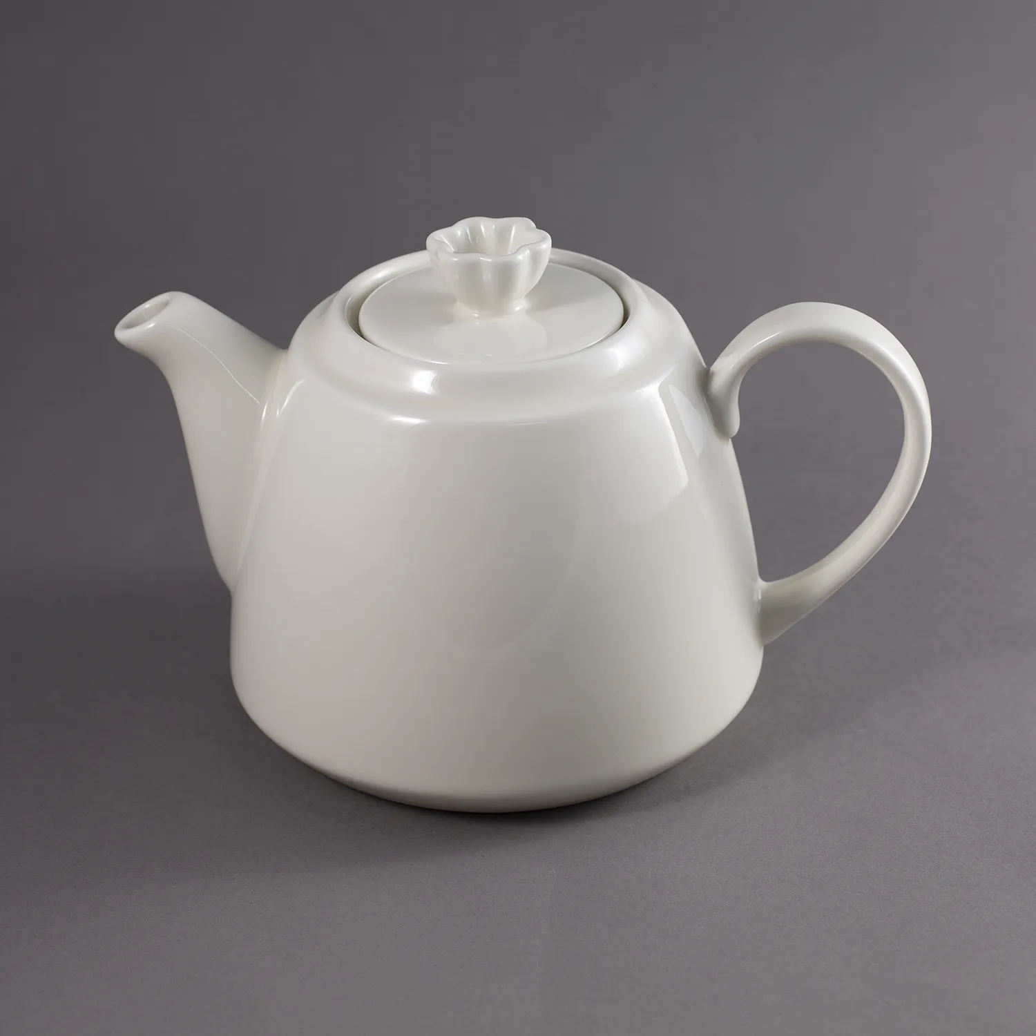 TEA POT