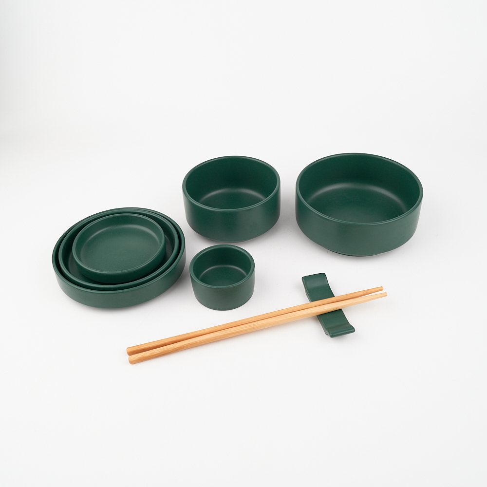 Winsome tableware set