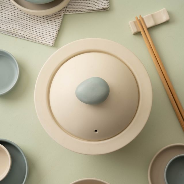 new ceramic pot

#tableware#kitchenware#enviecasa#eggsteamer#pot#ceramicpot